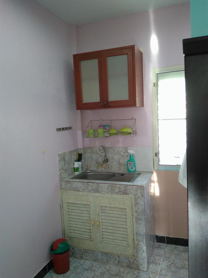 Studio With Aircon N Kitchen Pantai Bang Tao Luaran gambar