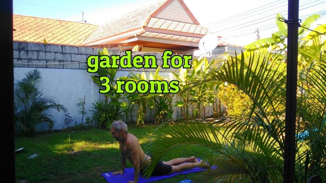 Studio With Aircon N Kitchen Pantai Bang Tao Luaran gambar